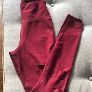 Alo Yoga Ripped Warrior leggings size M